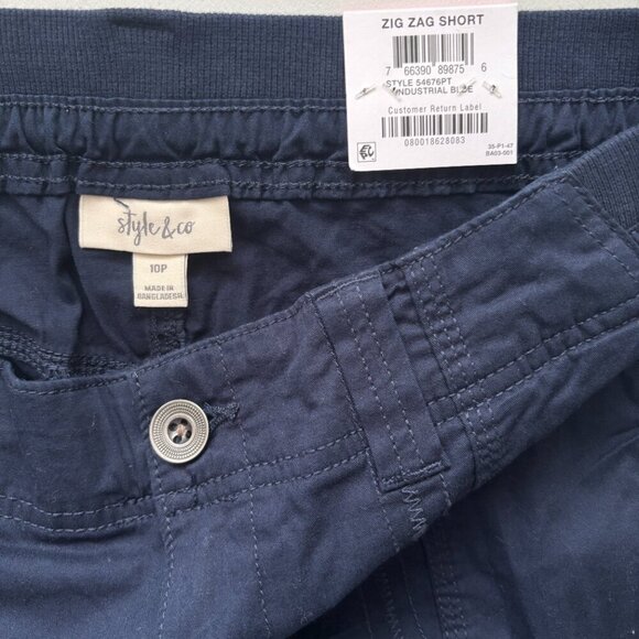 Style & Co. Women's Petite Mid Rise Navy Blue Cargo Shorts NWT - Picture 8 of 8